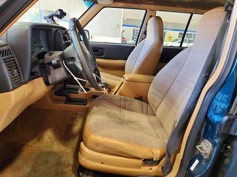 1997 Jeep Cherokee მანქანა იყიდება აუქციონზე, vin: 1J4FJ28S4VL544557, აუქციონის ნომერი: 72413586