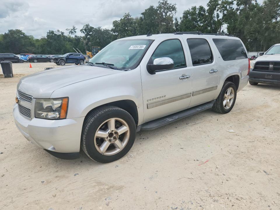 71684756 :رقم المزاد ، 1GNSCJE02ER219387 vin ، 2014 Chevrolet Suburban مزاد بيع