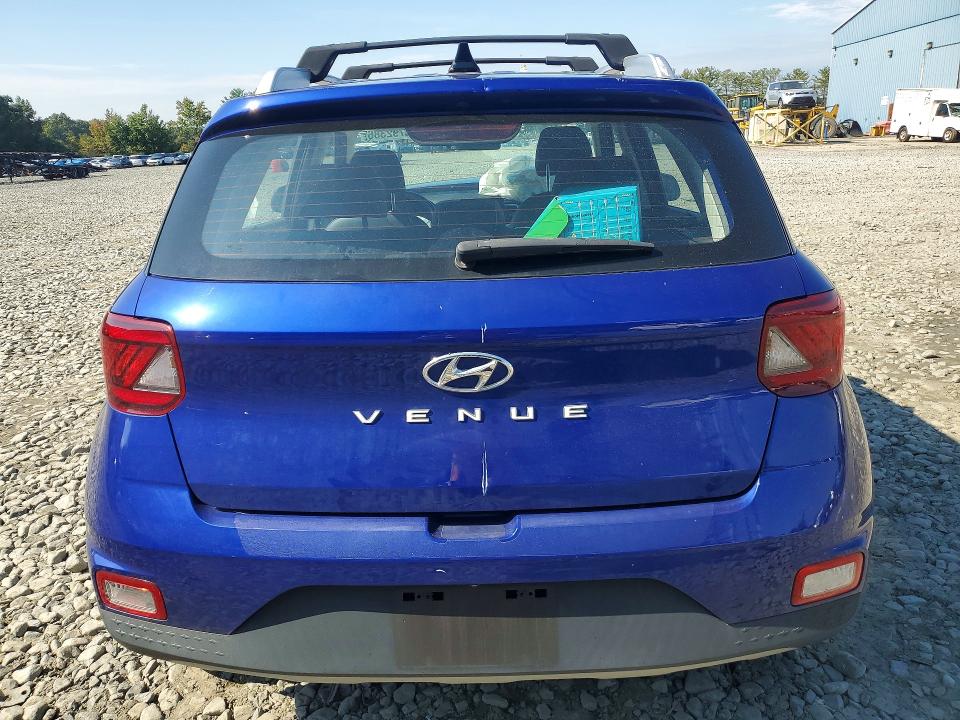 70792386 :رقم المزاد ، KMHRC8A31NU143136 vin ، 2022 Hyundai Venue مزاد بيع