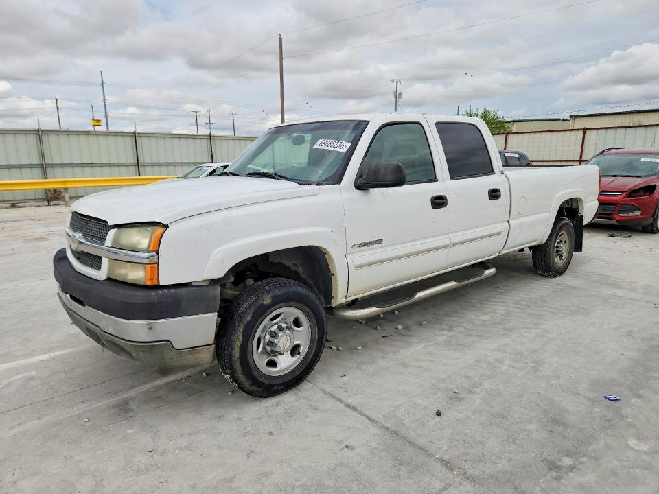 Продаж на аукціоні авто 2003 Chevrolet Silverado, vin: 1GCHC23U03F181722, номер лоту: 69688236