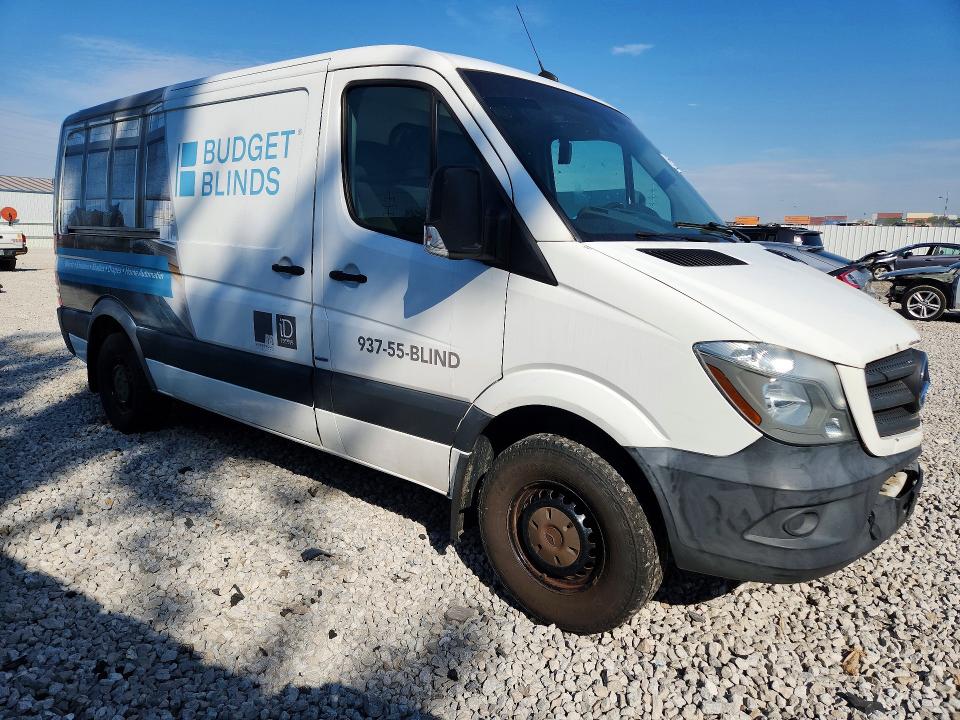 2016 Mercedes-benz Sprinter მანქანა იყიდება აუქციონზე, vin: WD3PE7DD0GP245463, აუქციონის ნომერი: 71420066