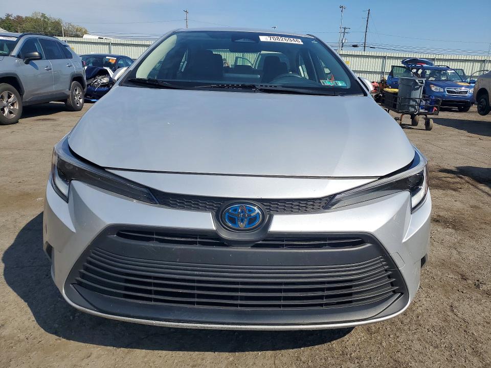 70826946 :رقم المزاد ، JTDBDMHE8R3010758 vin ، 2024 Toyota Corolla Hybrid مزاد بيع
