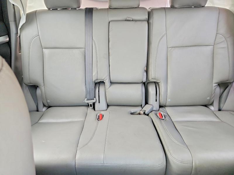 2014 Toyota Highlander მანქანა იყიდება აუქციონზე, vin: 5TDZKRFH6ES009941, აუქციონის ნომერი: 71410236