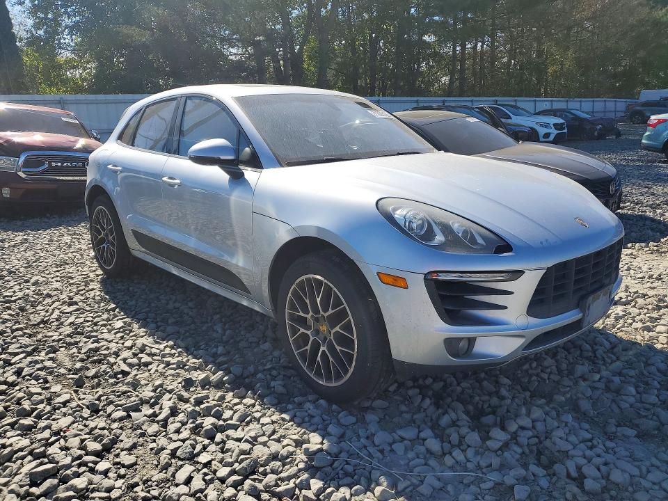71322126 :رقم المزاد ، WP1AB2A56FLB54965 vin ، 2015 Porsche Macan مزاد بيع