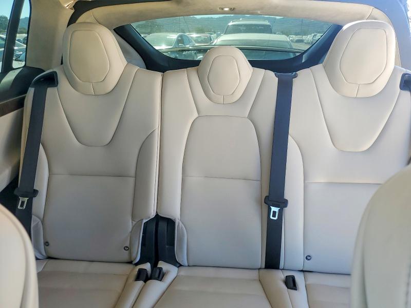 Продаж на аукціоні авто 2018 Tesla Model X, vin: 5YJXCAE21JF093846, номер лоту: 71592946