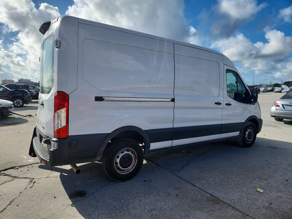 2020 Ford Transit მანქანა იყიდება აუქციონზე, vin: 1FTBR1C80LKA51173, აუქციონის ნომერი: 70681186