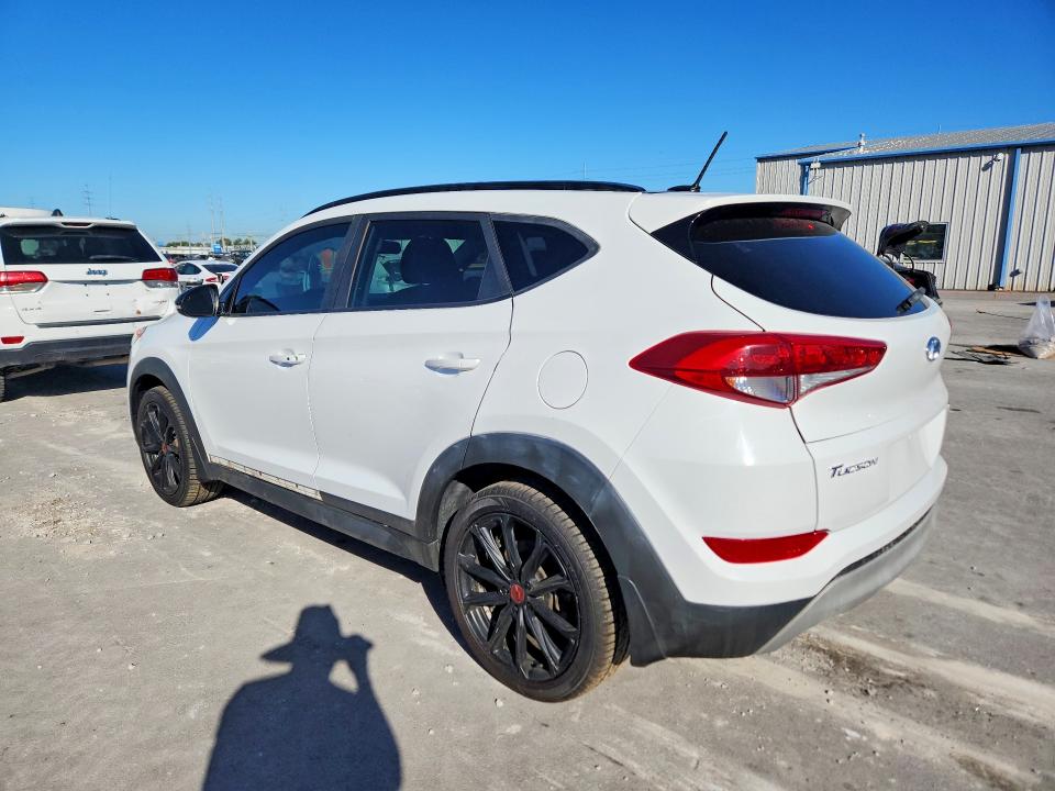 2017 Hyundai Tucson მანქანა იყიდება აუქციონზე, vin: KM8J33A21HU550448, აუქციონის ნომერი: 71949096