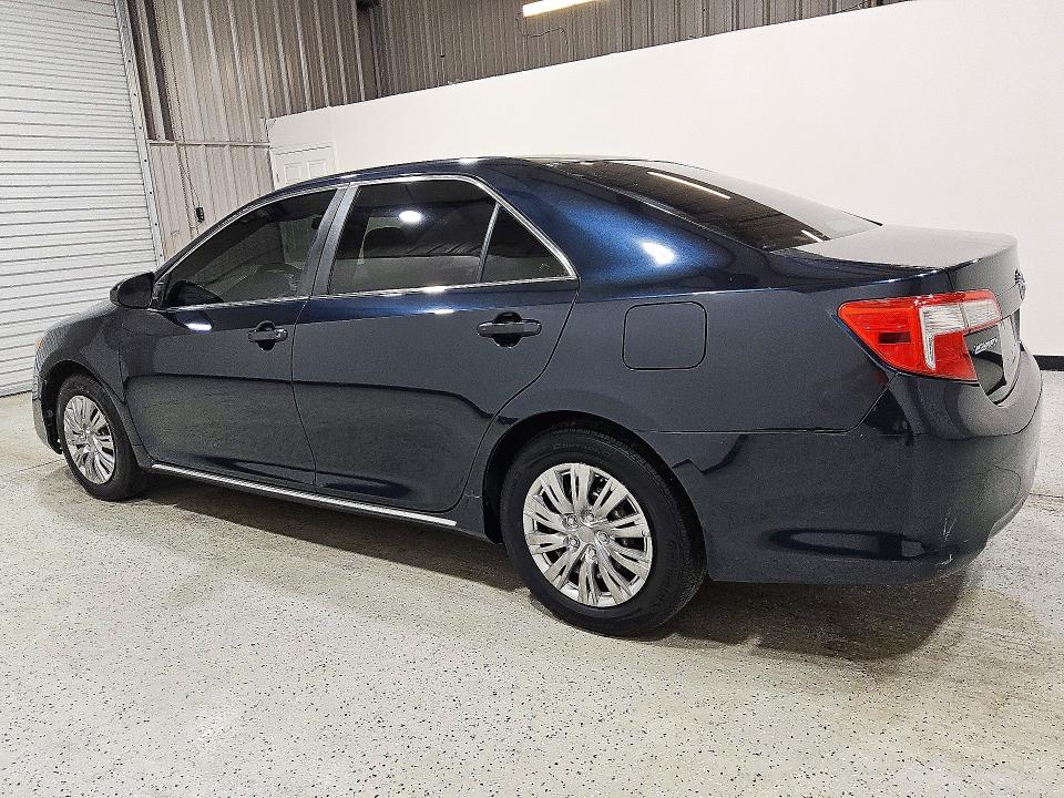 72391026 :رقم المزاد ، 4T1BF1FK7CU103818 vin ، 2012 Toyota Camry مزاد بيع