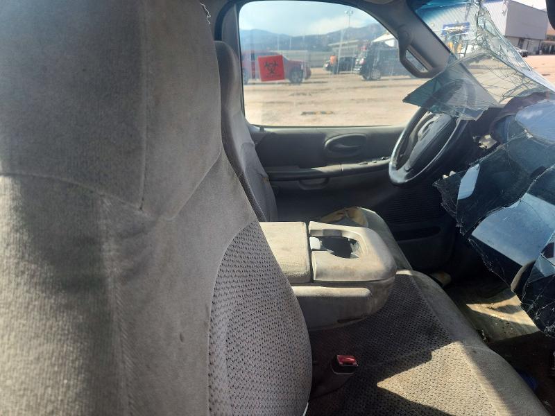 69461806 :رقم المزاد ، 1FTRF18LXYNB94593 vin ، 2000 Ford F150 مزاد بيع