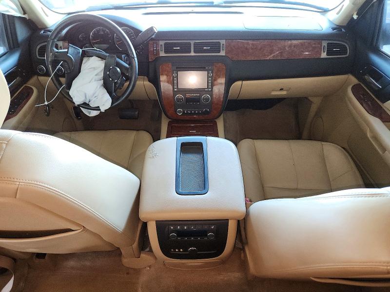 71324846 :رقم المزاد ، 1GNFK13068R267731 vin ، 2008 Chevrolet Tahoe مزاد بيع