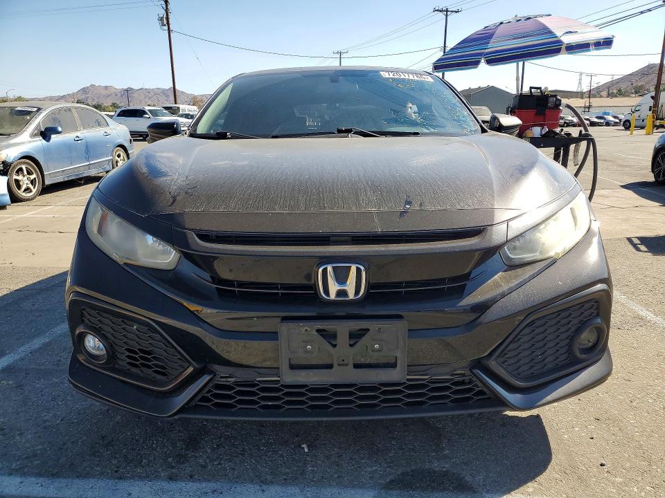 2018 Honda Civic მანქანა იყიდება აუქციონზე, vin: SHHFK7H56JU416892, აუქციონის ნომერი: 72017786
