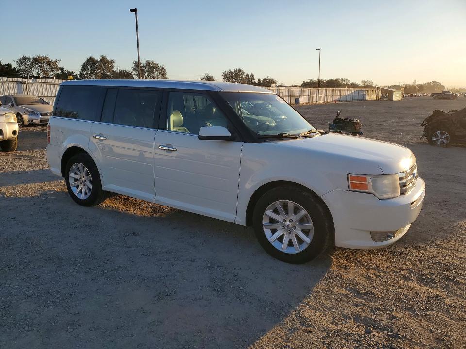 2011 Ford Flex მანქანა იყიდება აუქციონზე, vin: 2FMGK5CC5BBD35179, აუქციონის ნომერი: 71083886