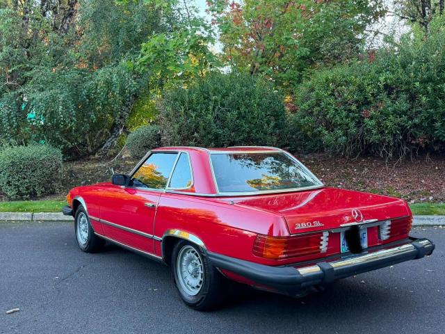 73160096 :رقم المزاد ، WDBBA45A2DB023402 vin ، 1983 Mercedes-benz 380 مزاد بيع