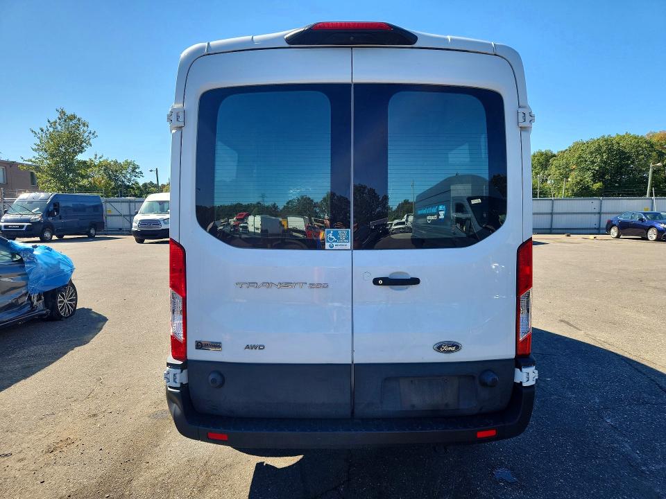 Продажа на аукционе авто 2022 Ford Transit, vin: 1FTBR2C8XNKA75151, номер лота: 71353296