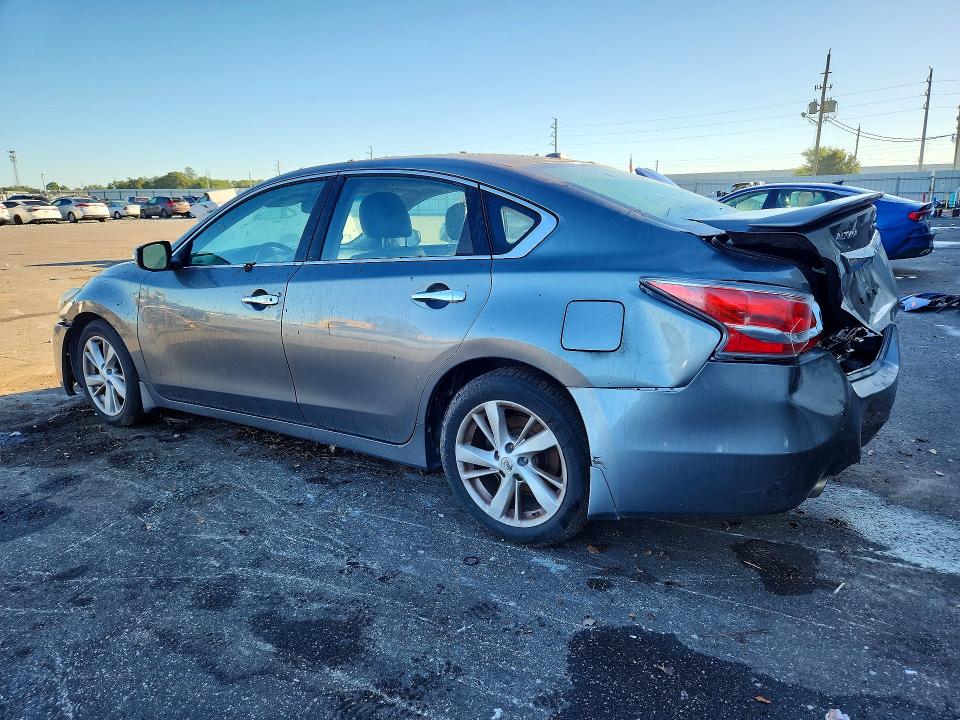2015 Nissan Altima მანქანა იყიდება აუქციონზე, vin: 1N4AL3AP1FN378158, აუქციონის ნომერი: 72219646