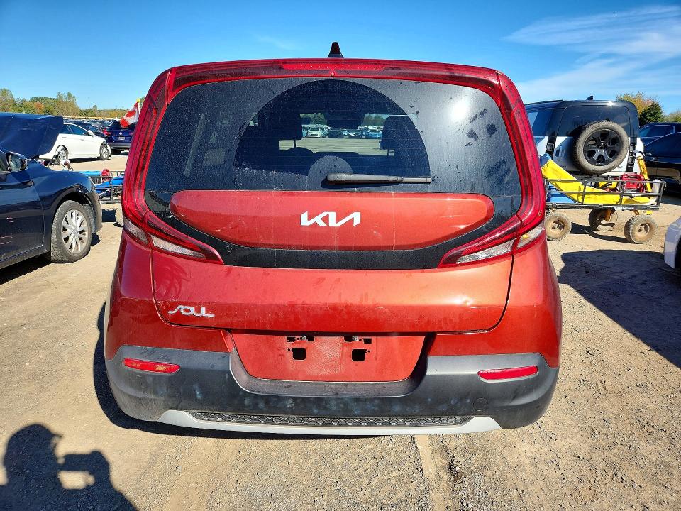 71586996 :رقم المزاد ، KNDJ33AU0N7803145 vin ، 2022 Kia Soul مزاد بيع