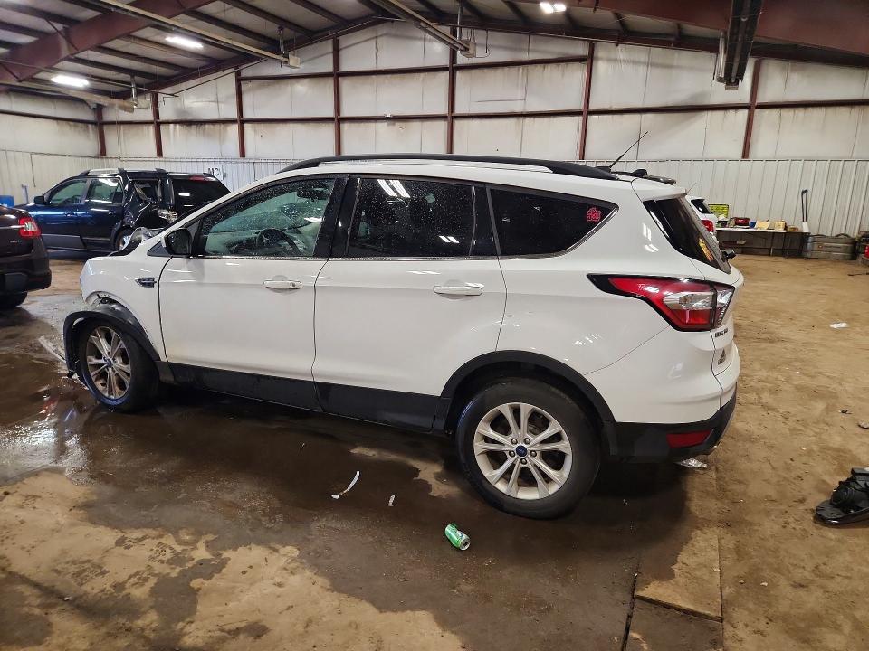 70650446 :رقم المزاد ، 1FMCU0GDXJUA96302 vin ، 2018 Ford Escape مزاد بيع