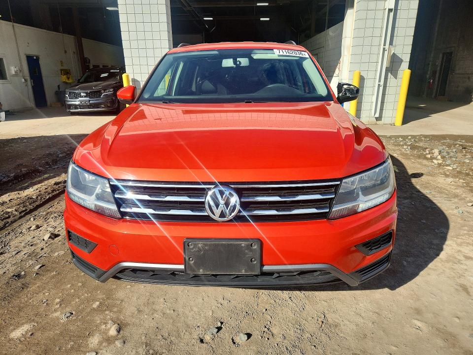 Продаж на аукціоні авто 2019 Volkswagen Tiguan, vin: 3VV1B7AX9KM033003, номер лоту: 71162036