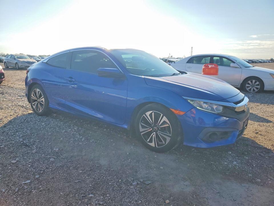 Продаж на аукціоні авто 2017 Honda Civic, vin: 2HGFC3B72HH358495, номер лоту: 70957206