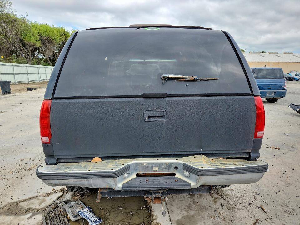 1995 Chevrolet Tahoe მანქანა იყიდება აუქციონზე, vin: 3GNEK18K9SG108800, აუქციონის ნომერი: 71278376