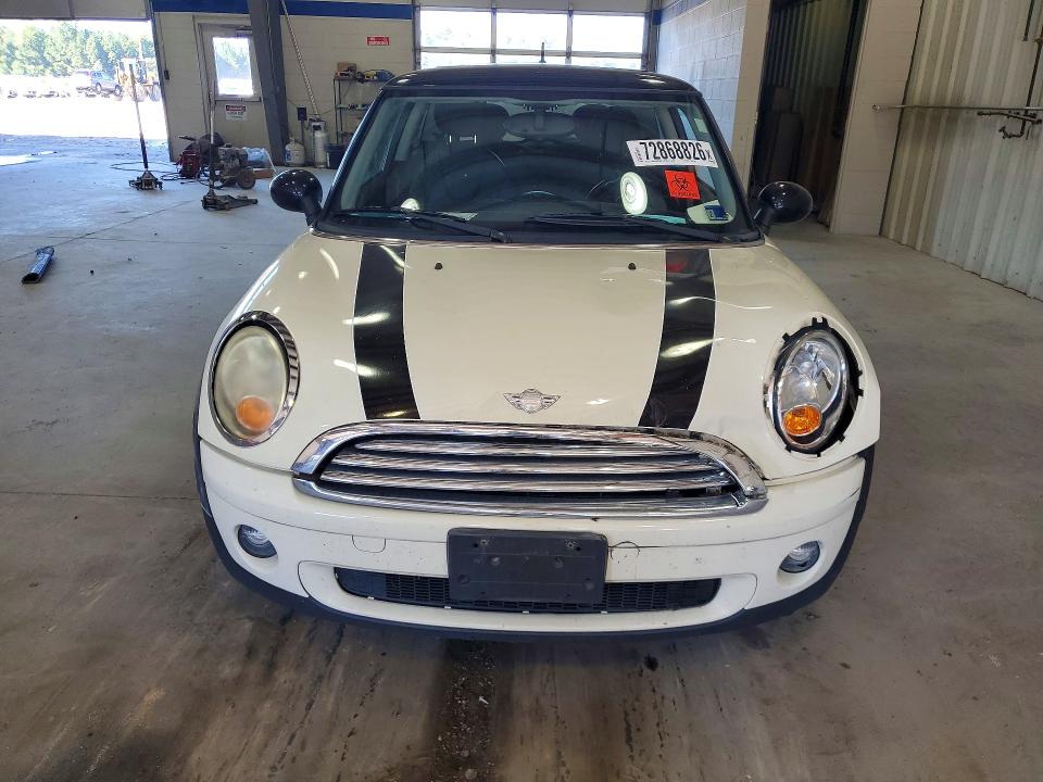 Продаж на аукціоні авто 2010 Mini Cooper, vin: WMWMF3C51ATZ23416, номер лоту: 72868826