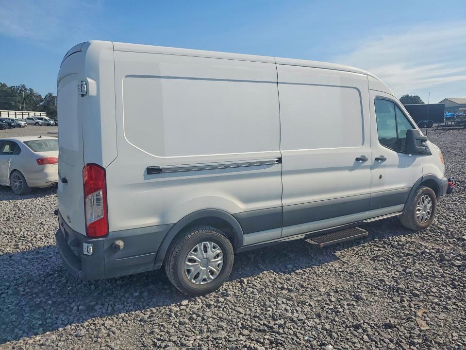 70660226 :رقم المزاد ، 1FTYE2CM1GKB15378 vin ، 2016 Ford Transit مزاد بيع