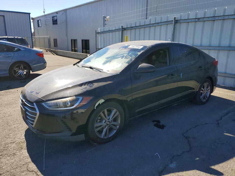 71837916 :رقم المزاد ، 5NPD84LF0JH291542 vin ، 2018 Hyundai Elantra مزاد بيع