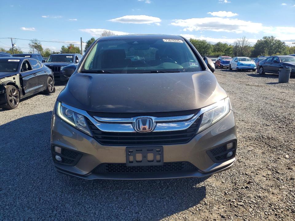 2018 Honda Odyssey მანქანა იყიდება აუქციონზე, vin: 5FNRL6H70JB069177, აუქციონის ნომერი: 71676226