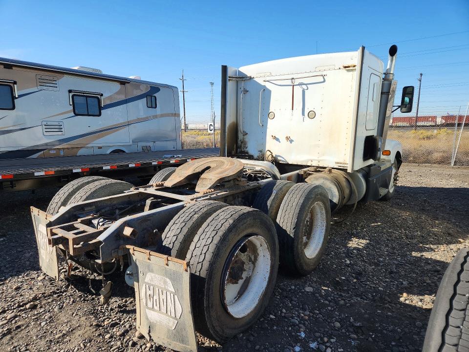 Продажа на аукционе авто 2000 Kenworth Construction, vin: 3WKAD69X0YF831010, номер лота: 71761666