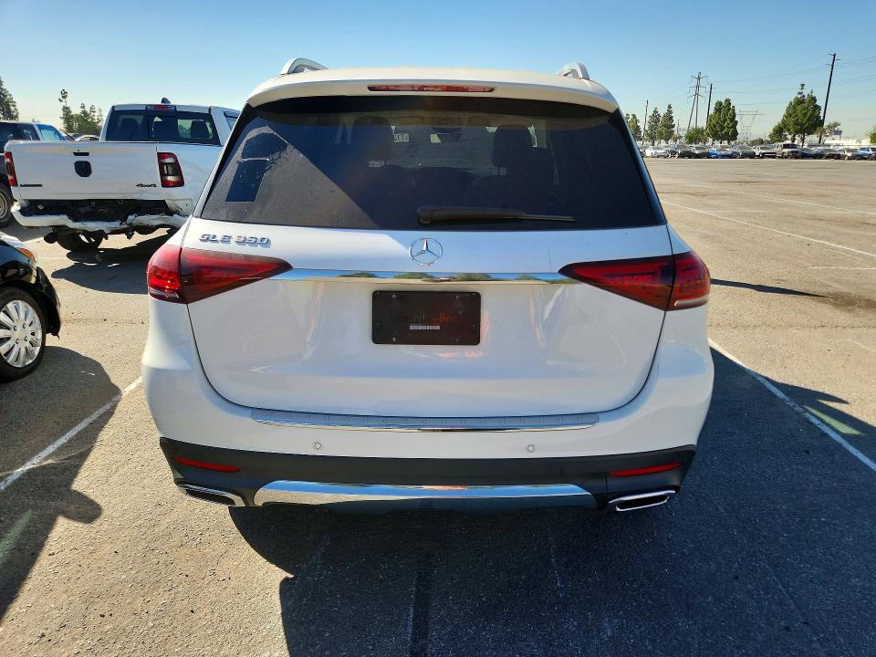 Продажа на аукционе авто 2021 Mercedes-benz Gle, vin: 4JGFB4JBXMA392525, номер лота: 71394026
