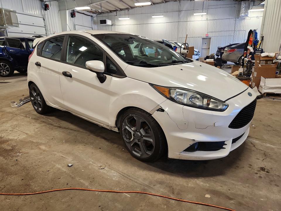 Продажа на аукционе авто 2016 Ford Fiesta, vin: 3FADP4GX8GM126739, номер лота: 72251426