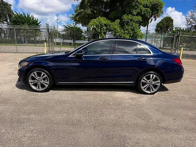 Продаж на аукціоні авто 2018 Mercedes-benz C, vin: 55SWF4KB8JU242678, номер лоту: 72165516