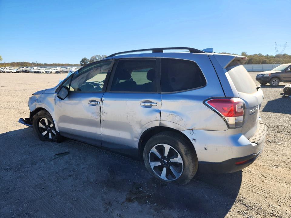 73527846 :رقم المزاد ، JF2SJAEC9JH406409 vin ، 2018 Subaru Forester مزاد بيع