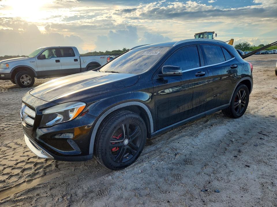 71610126 :رقم المزاد ، WDCTG4EB4GJ226549 vin ، 2016 Mercedes-benz Gla مزاد بيع