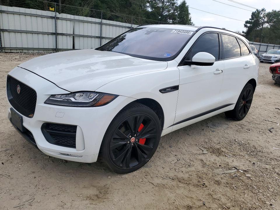 Продаж на аукціоні авто 2017 Jaguar F-pace, vin: SADCL2BV0HA090107, номер лоту: 71943486