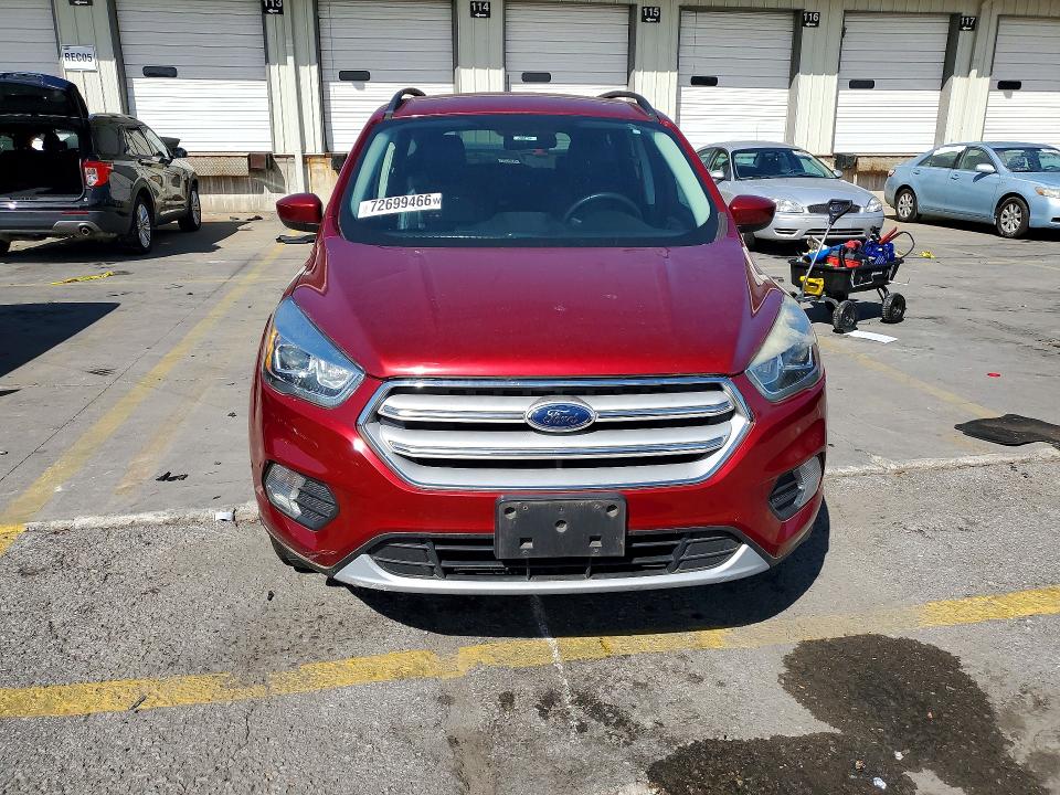 2018 Ford Escape მანქანა იყიდება აუქციონზე, vin: 1FMCU9HD7JUB18811, აუქციონის ნომერი: 72699466