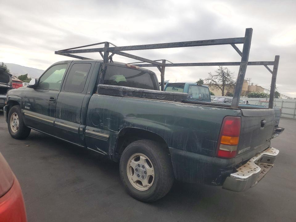 73123316 :رقم المزاد ، 2GCEC19V521223630 vin ، 2002 Chevrolet Silverado مزاد بيع