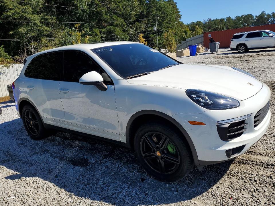 Продажа на аукционе авто 2016 Porsche Cayenne, vin: WP1AA2A29GLA01927, номер лота: 72215526