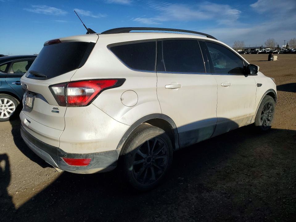 71599446 :رقم المزاد ، 1FMCU9H98JUB64630 vin ، 2018 Ford Escape مزاد بيع