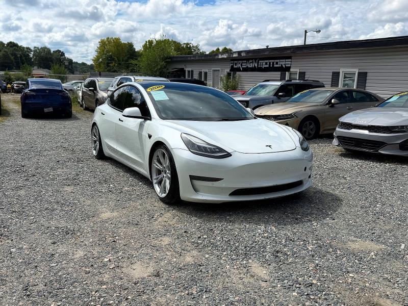 Продажа на аукционе авто 2020 Tesla Model 3, vin: 5YJ3E1EC1LF715057, номер лота: 72996396