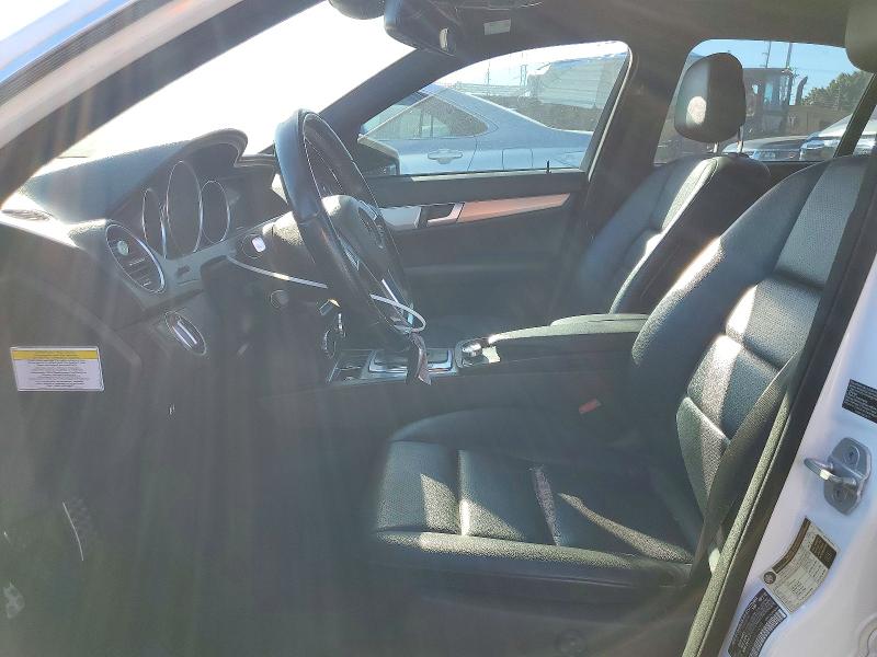 Продаж на аукціоні авто 2013 Mercedes-benz C, vin: WDDGF4HB0DG001498, номер лоту: 72013896