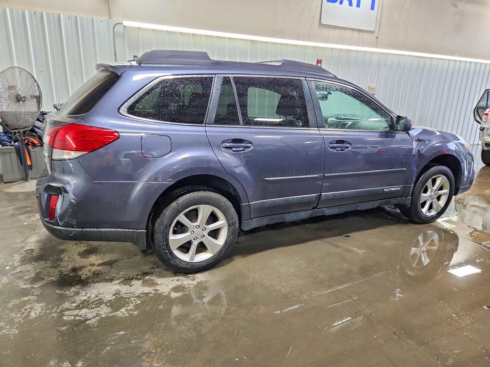71091626 :رقم المزاد ، 4S4BRBKC1E3213798 vin ، 2014 Subaru Outback مزاد بيع