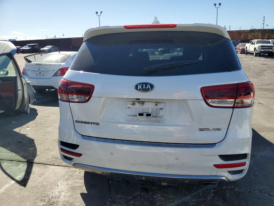 Продажа на аукционе авто 2016 Kia Sorento, vin: 5XYPKDA53GG121653, номер лота: 73179276