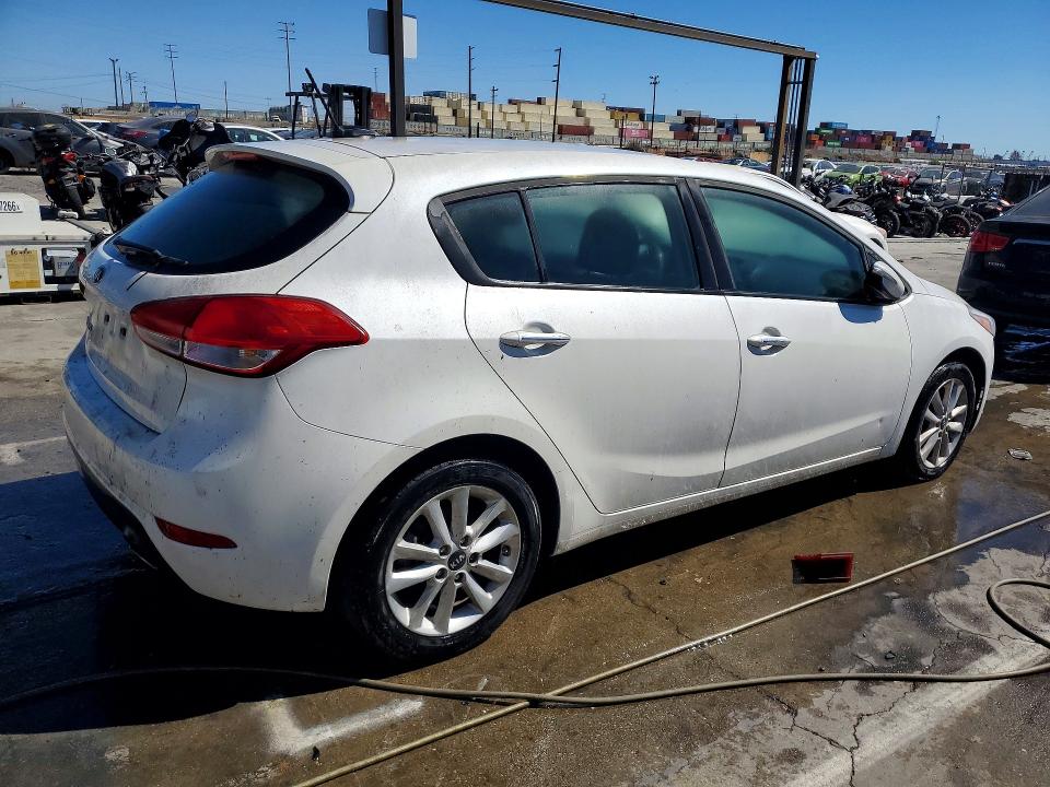 Продаж на аукціоні авто 2017 Kia Forte5, vin: KNAFK5A85H5690975, номер лоту: 71321616