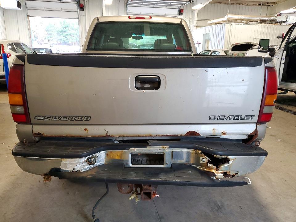 2001 Chevrolet Silverado მანქანა იყიდება აუქციონზე, vin: 1GCHK23U31F142087, აუქციონის ნომერი: 72433186