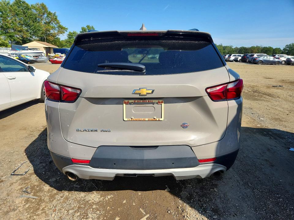 2021 Chevrolet Blazer მანქანა იყიდება აუქციონზე, vin: 3GNKBHR49MS520579, აუქციონის ნომერი: 70976566