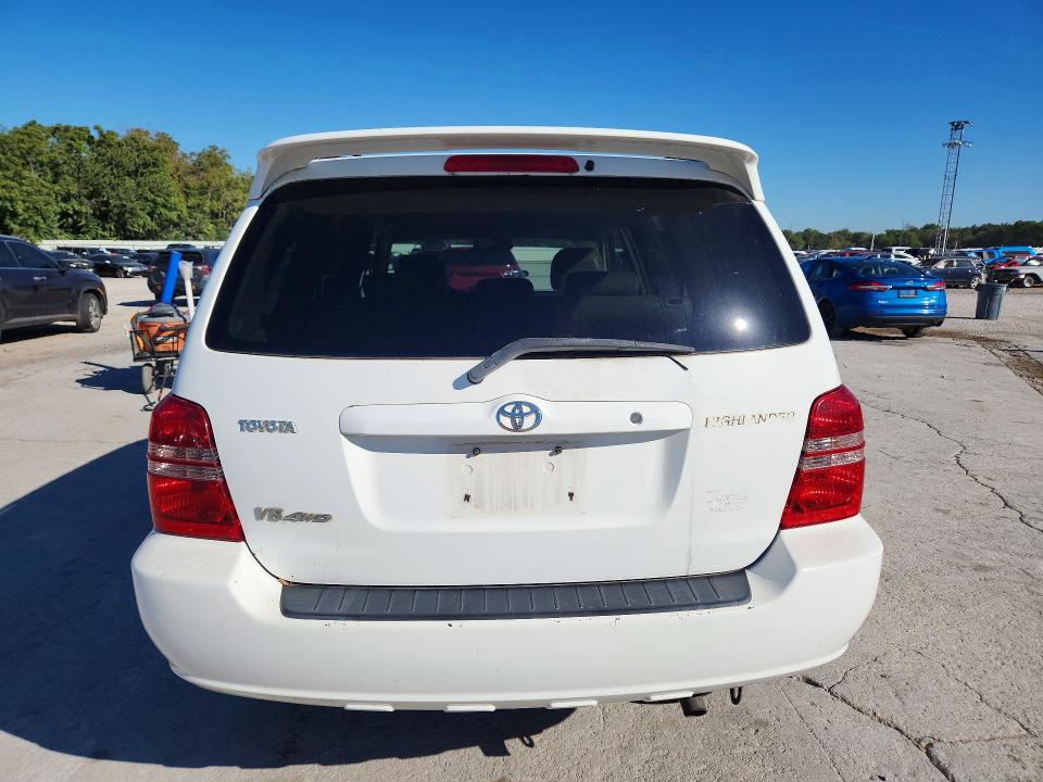 71415616 :رقم المزاد ، JTEHF21AX20062198 vin ، 2002 Toyota Highlander مزاد بيع