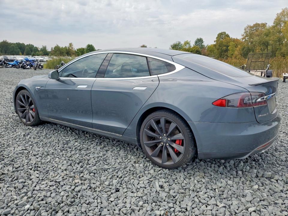 Продажа на аукционе авто 2013 Tesla Model S, vin: 5YJSA1DP0DFP21655, номер лота: 69464696