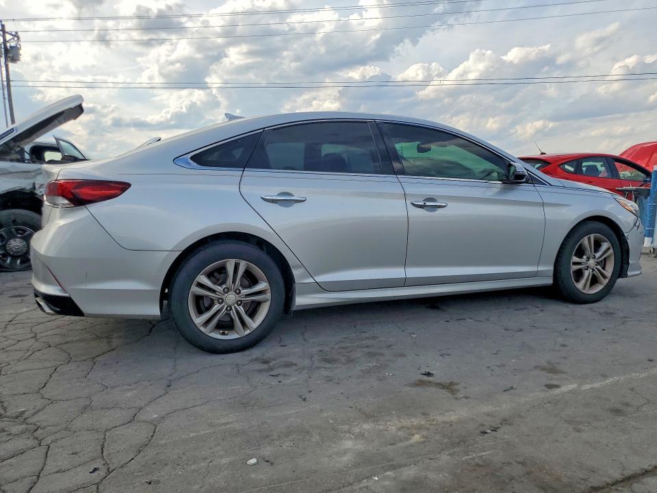 2018 Hyundai Sonata მანქანა იყიდება აუქციონზე, vin: 5NPE34AFXJH690755, აუქციონის ნომერი: 71231566