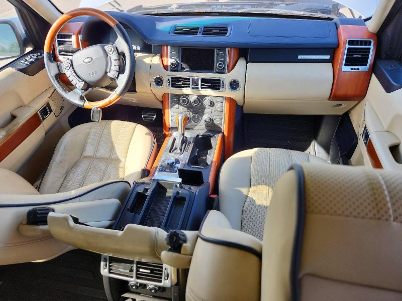 72304186 :رقم المزاد ، SALMF1E49AA313389 vin ، 2010 Land Rover Range Rover مزاد بيع